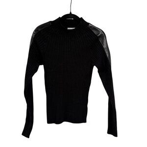 Heartloom Black Iris Top w/Faux Leather Sleeve Detail in Black Size M NWOT